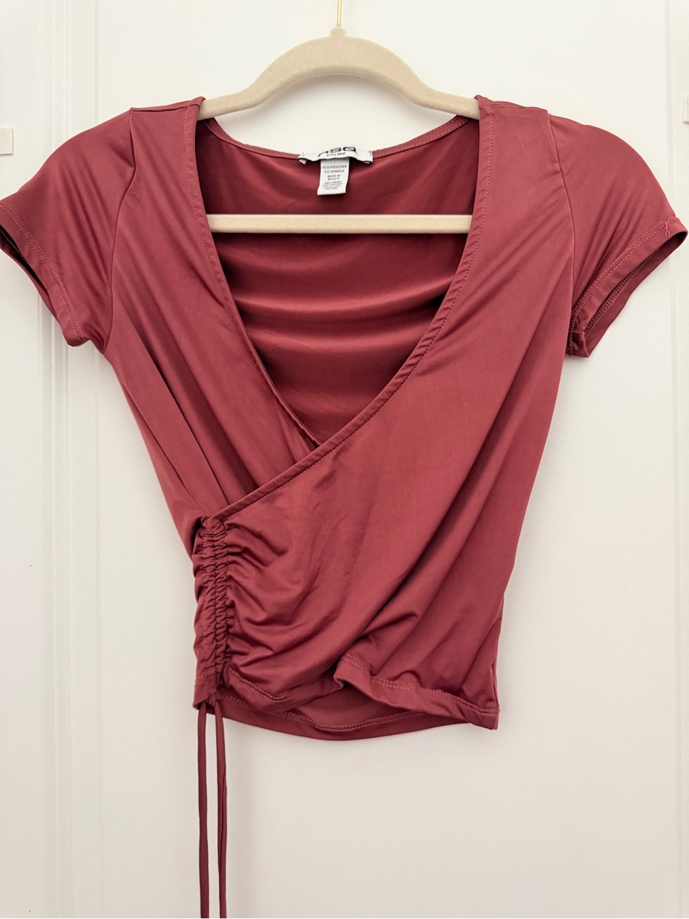 RSQ Ruched Wrap Crop Top in Dusty Rose
